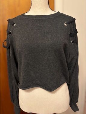 Forever 21 Gray Long Sleeve Grommet Shirt